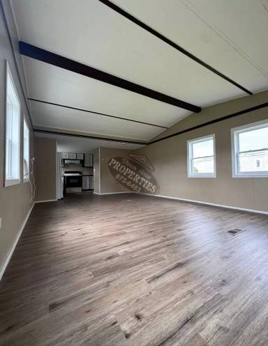 Main picture of 1604 Hill Rd