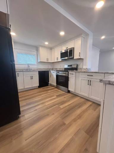 Main picture of 40 McGrath St