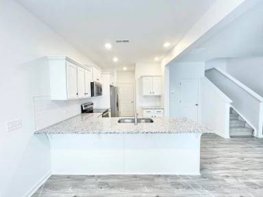 Main picture of 116 Gaelic Dr