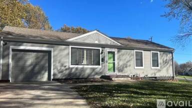 Main picture of 3229 S Trail Ridge Dr