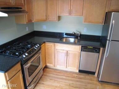 Main picture of 103 Orchard St