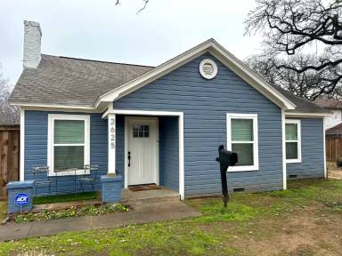 Main picture of 2625 Forest Ave