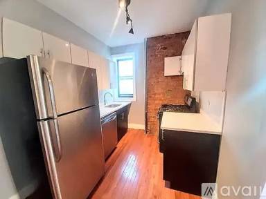 Main picture of 90 Thomas S Boyland St