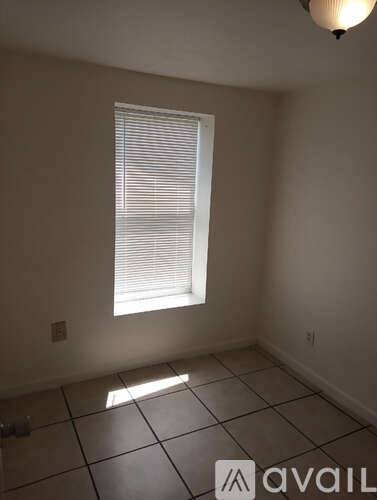 Main picture of 279 NE Ark Pl