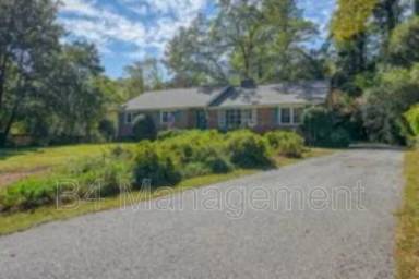 Main picture of 524 Overland Dr