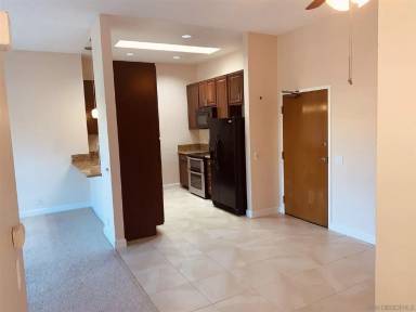 Main picture of 8310 Regents Rd