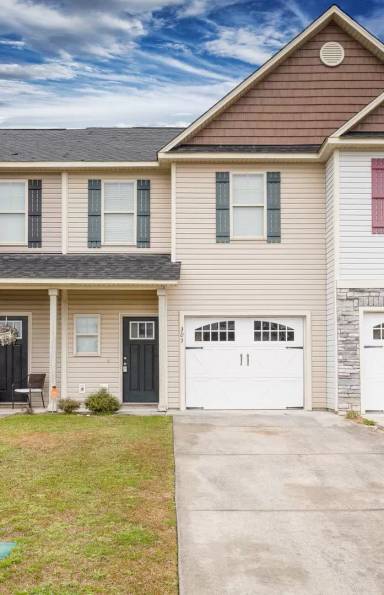 Main picture of 301 Winstead Loop Rd