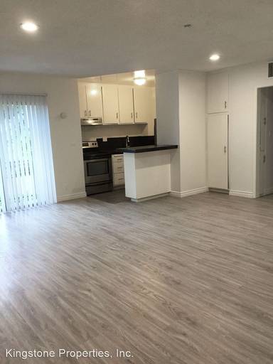 Main picture of 1150 N Normandie Ave