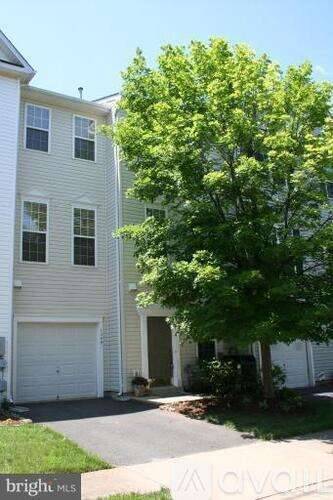 Main picture of 13491 Stanton Pl