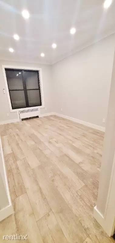 Main picture of 2525 47th St