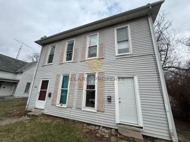 Main picture of 209 N 16th St