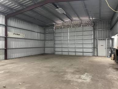 Main picture of 2189 S State Highway 71