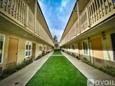 Main picture of 8816 Laurel Canyon Blvd