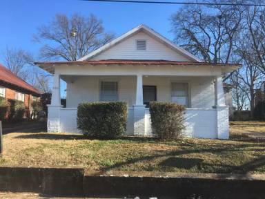 Main picture of 460 Spring St NW
