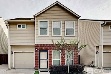 Main picture of 2237 Naomi St