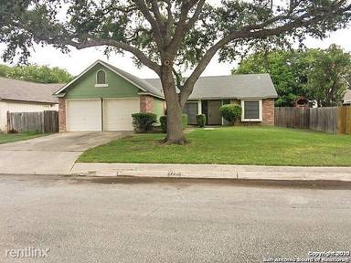 Main picture of 9239 Greens Pt