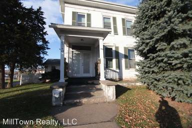 Main picture of 2318 1/2 W 3rd St