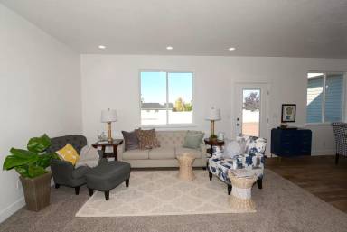 Main picture of 50 W 960 S