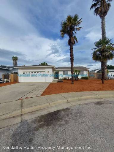Main picture of 942 Pellegrini St