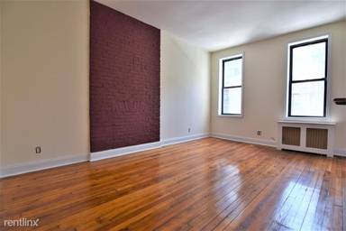 Main picture of 441 3rd Ave