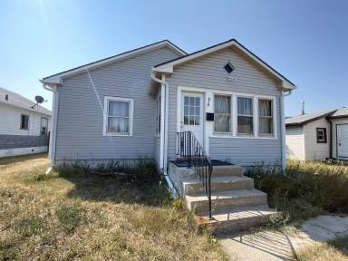 Main picture of 519 E 7th St