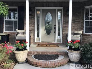 Main picture of 3201 Saratoga Dr