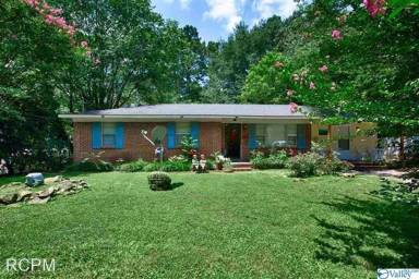 Main picture of 2603 Bonnie View Dr NW