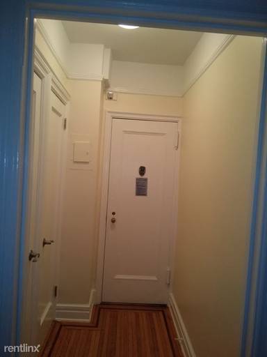 Main picture of 115 E 92nd St