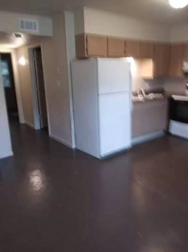 Main picture of East Lake Apartments