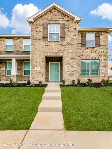 Main picture of 2937 Bluets Dr