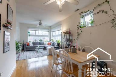 Main picture of 2315 N Greenview Ave