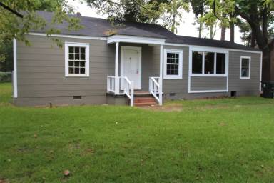 Main picture of 1107 11th Ave