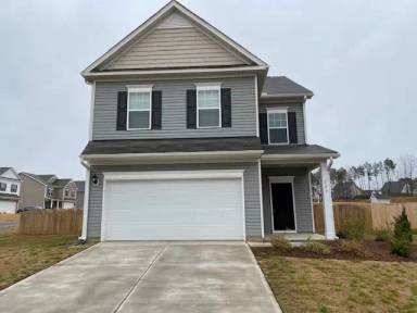 Main picture of 529 Lionheart Ln