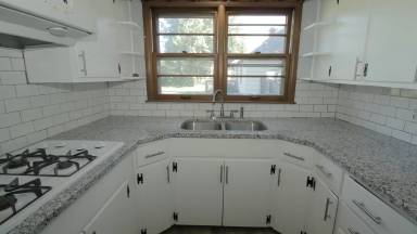 Main picture of 6632 Forest Ave