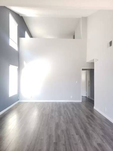 Main picture of 3711 Emerald St