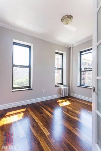 Main picture of 1590 Lexington Ave