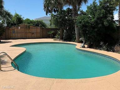 Main picture of 102 Buccaneer Dr