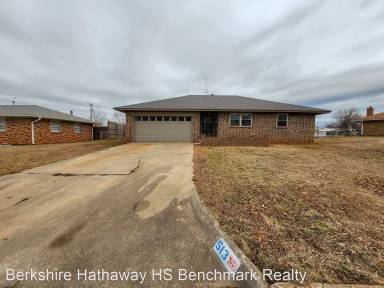 Main picture of 513 Cottonwood Ln