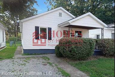 Main picture of 1406 S Harlan Ave