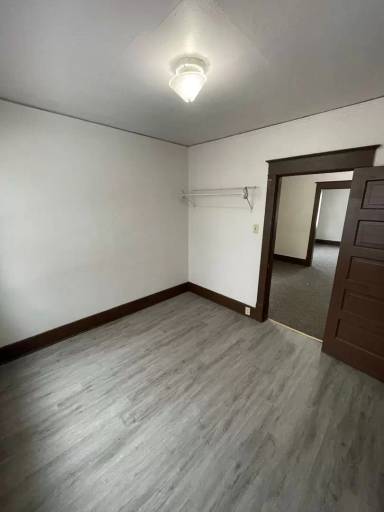 Main picture of 1624 Division St