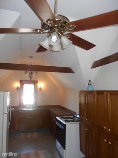 Main picture of 335 Crescent St NE