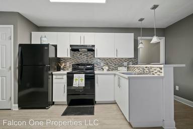 Main picture of 2501 Eastway Dr