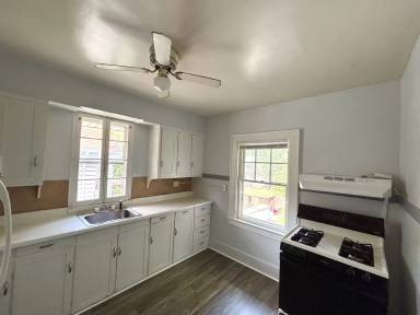 Main picture of 640 Magee Ave