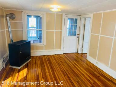 Main picture of 1563 3rd St