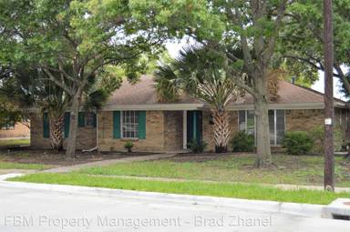 Main picture of 1906 Yorkstown Dr