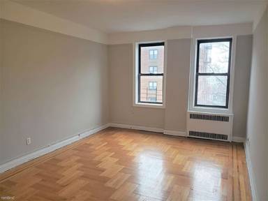 Main picture of 7714 Bay Pkwy