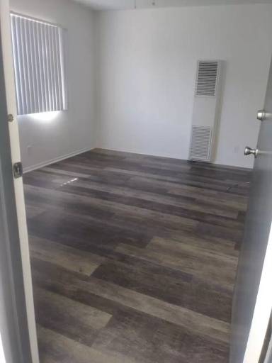 Main picture of 11290 Ohio Ave