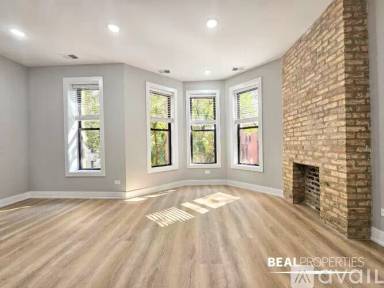 Main picture of 428-438 W Belden Ave