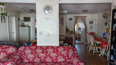 Main picture of 24 Linden St