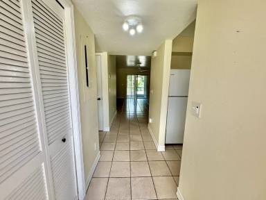 Main picture of 2153 Sunshine Blvd